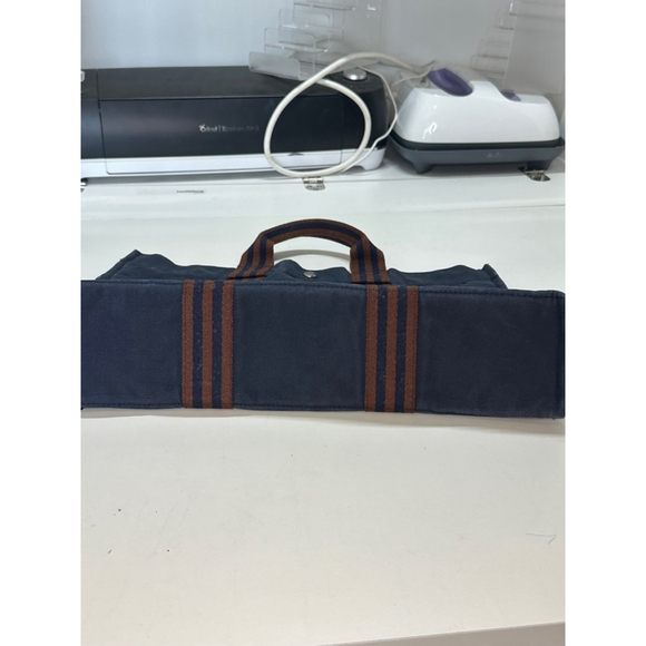 Women's Hermes Tote Bag Large Blue - Picture 14 of 15